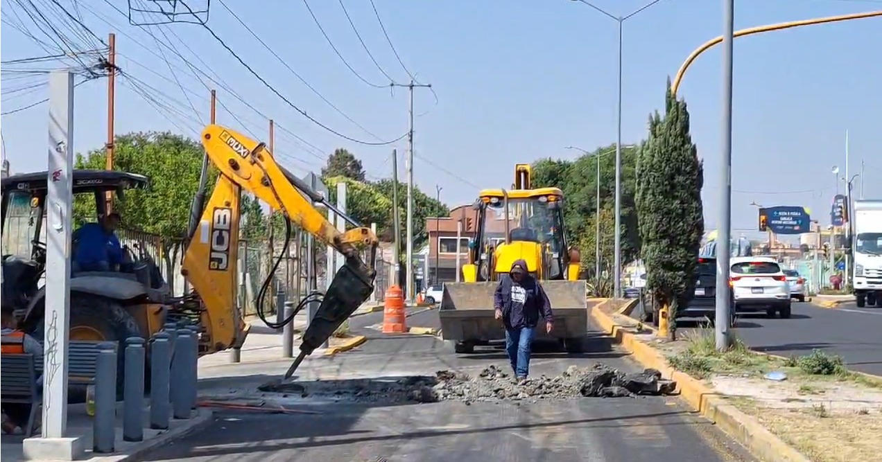 VIDEO Atención, cierran vialidad a la entrada de San Pedro Cholula