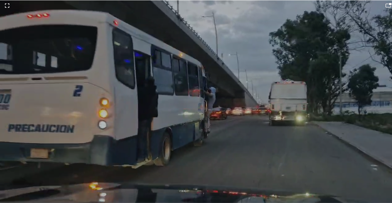 VIDEO El peligro al viajar en la Ruta 100 de Amozoc