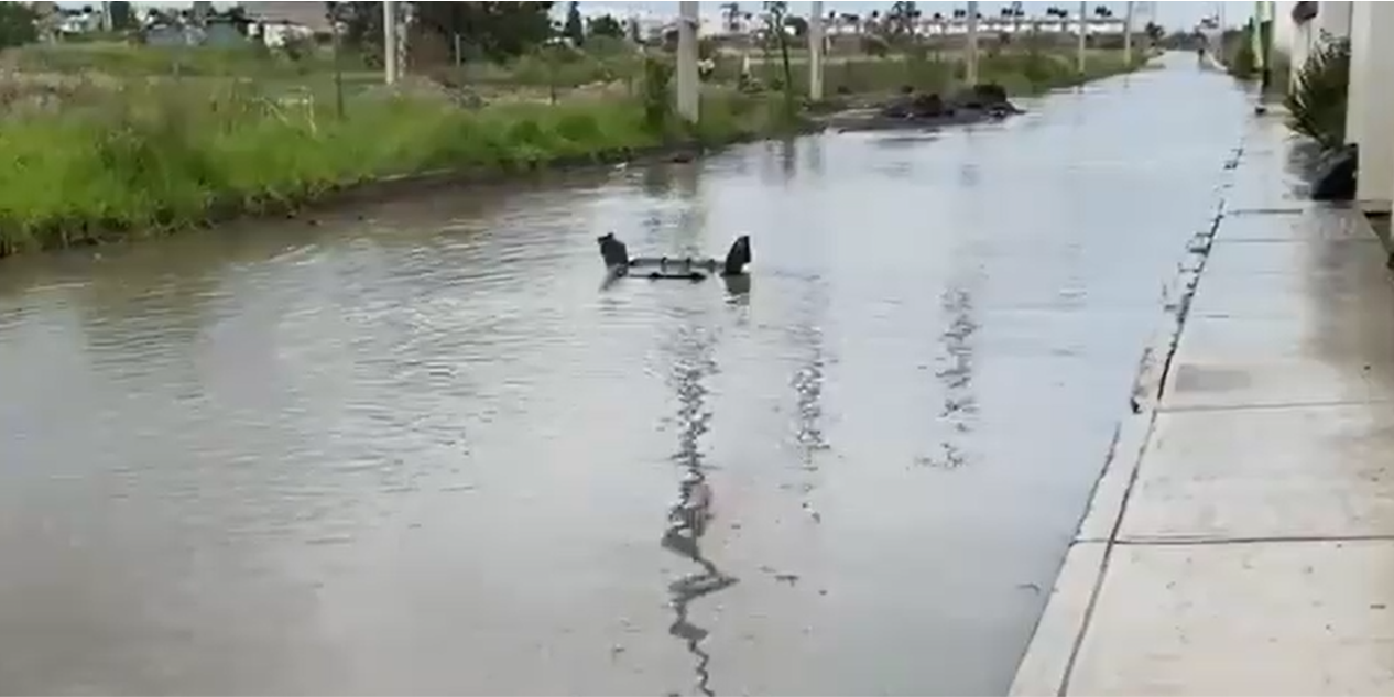 VIDEO Se inundan calles de San Francisco Ocotlán, en Coronango