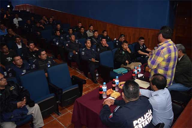 Capacitan a policías de 17 municipios para combatir robo de ganado