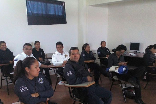 Policías de Cuautlancingo son capacitados en informe homologado