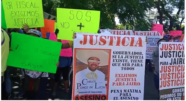 VIDEO Frente a la Fiscalía, familiares exigen justicia para Jairo