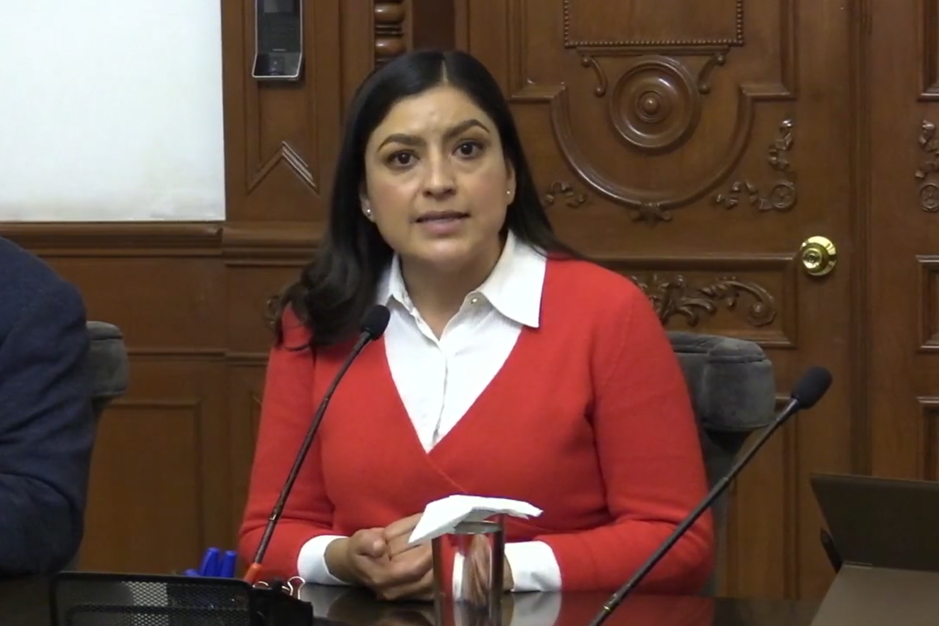 Niega Claudia Rivera que bases fueran para sus allegados