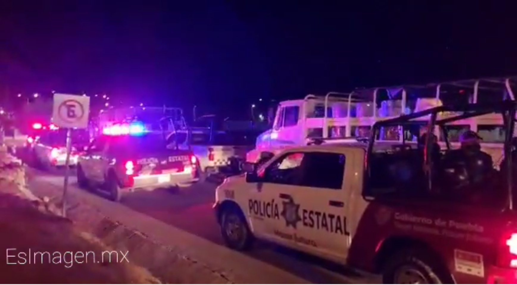 VIDEO Policía Estatal y GN ingresan a Cereso de Puebla tras rumor de motín