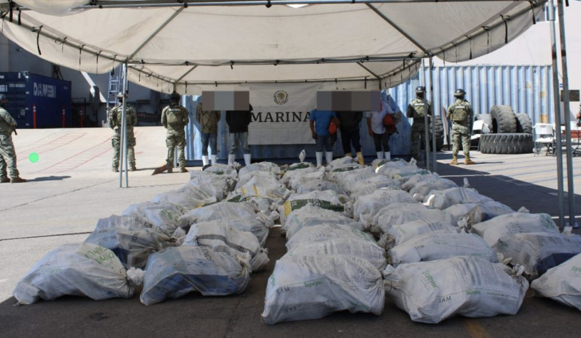 Aseguran mil 800 kilos de cocaína en Mazatlán