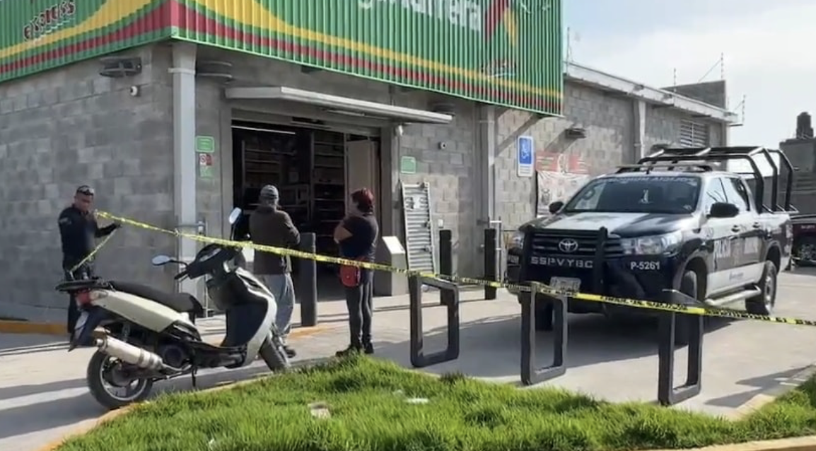 Balean a hombre en Bodega Aurrerá Express en Cuautlancingo