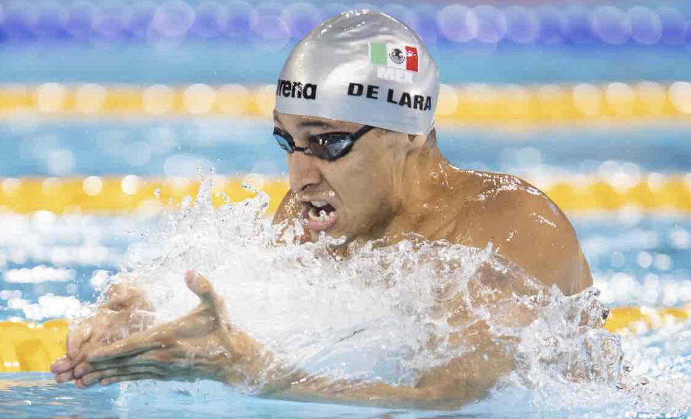 Nadador mexicano es descalificado en prueba de los 100m en París 2024