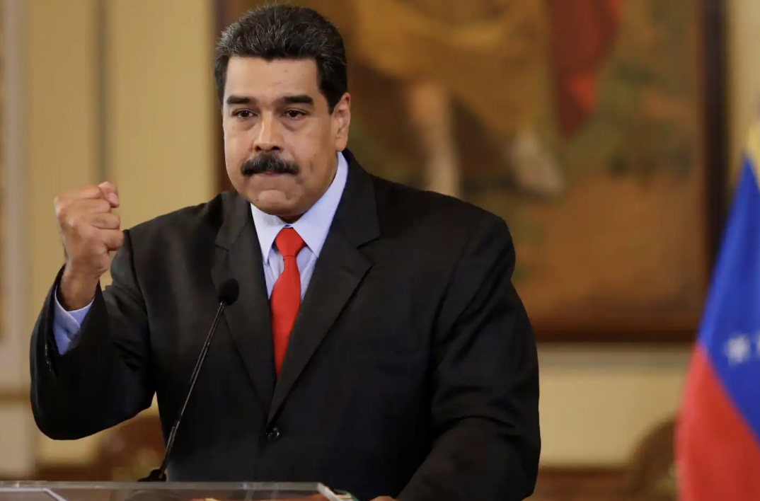 Maduro ordena suspensión temporal de X en Venezuela