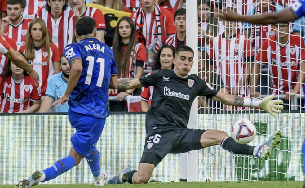 Alex Padilla, el joven arquero mexicano que debutó en la liga española