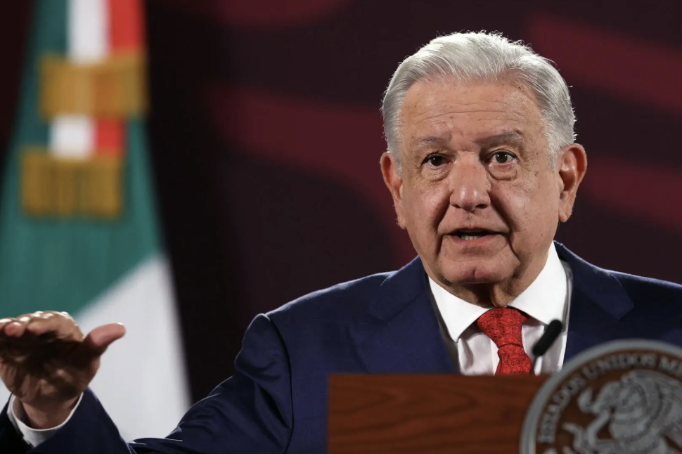 López Obrador pide no se presione a senadores