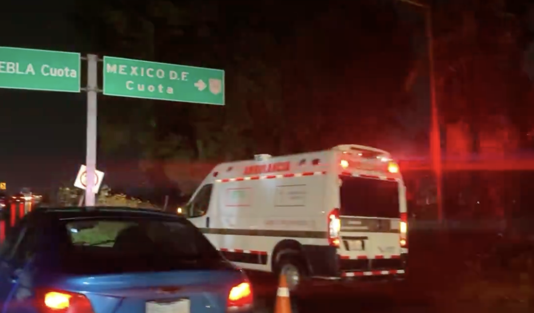 VIDEO Reportan cierre en la incorporación a la México-Puebla en Texmelucan