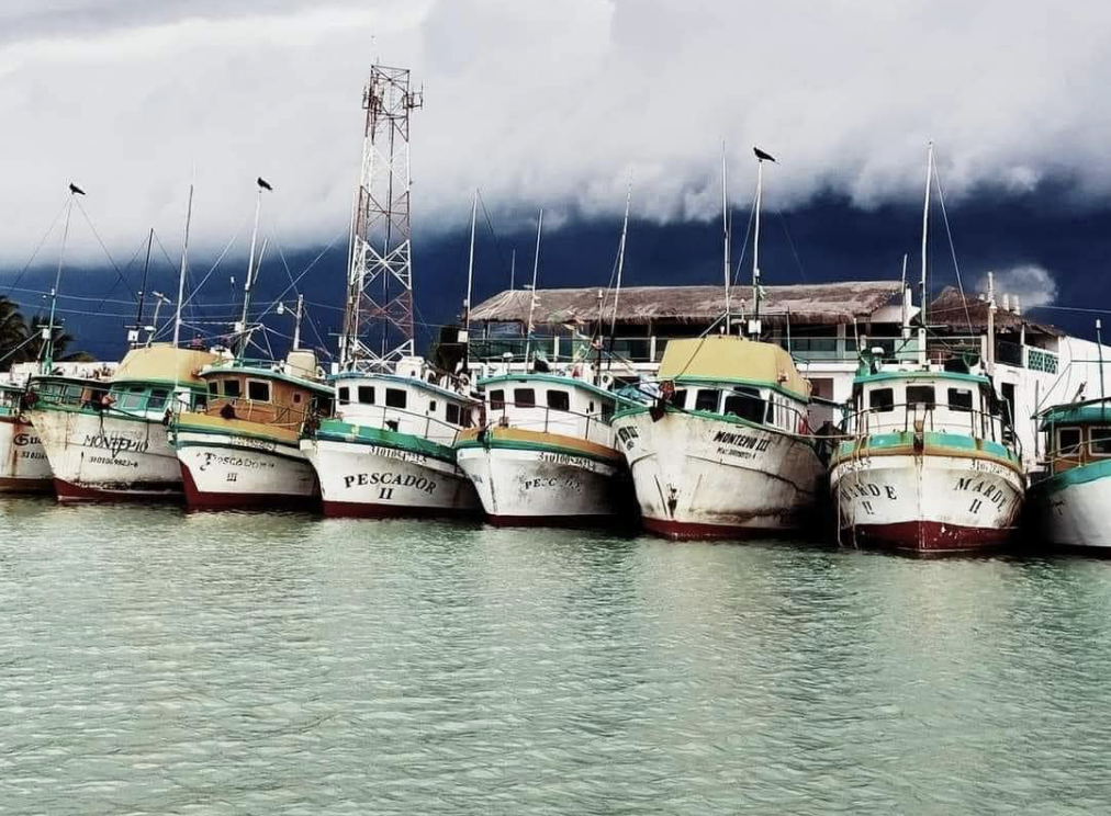 Cierran puertos del Golfo de México y la Península por Huracán Milton