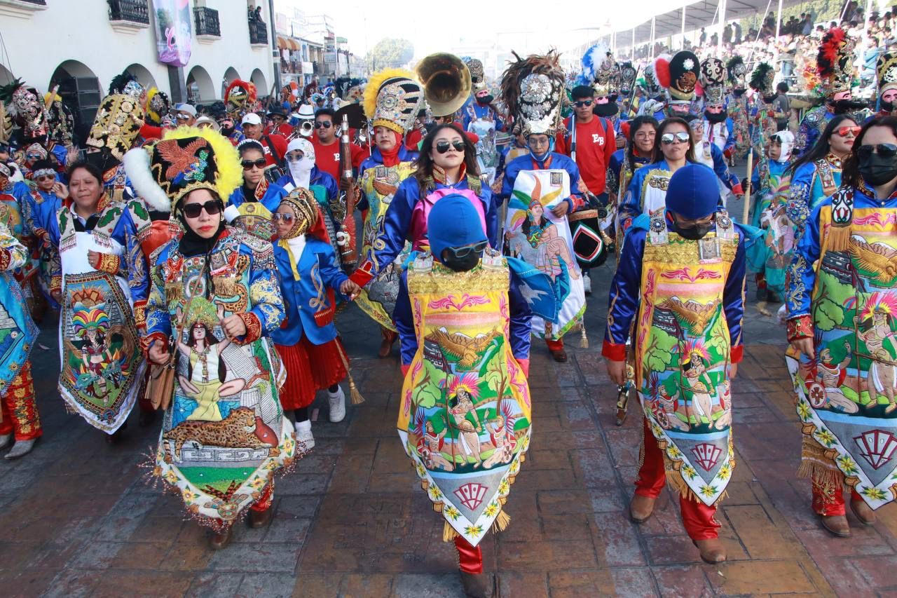 Con gran ambiente familiar inició el Carnaval de Huejotzingo 2023