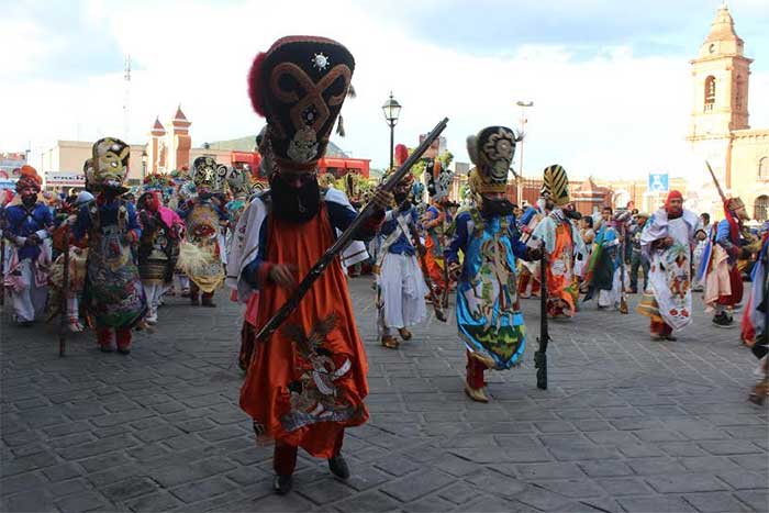 Promueven Carnaval de Huejotzingo en distintos estados