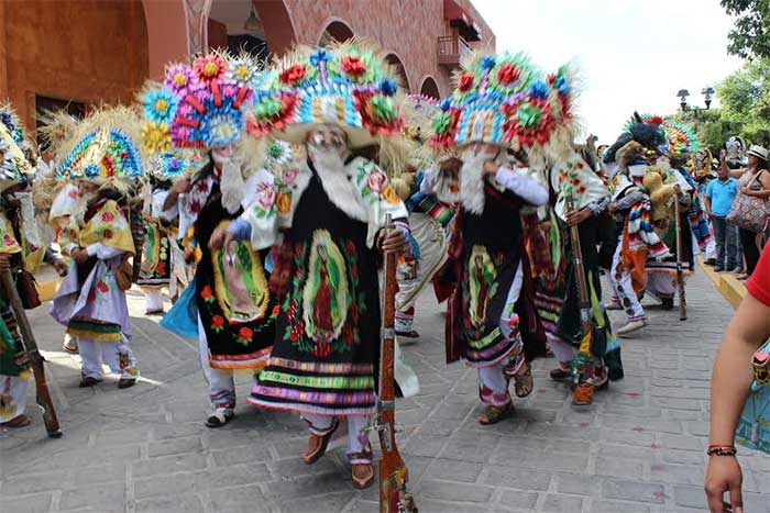 Promueven Carnaval de Huejotzingo en distintos estados