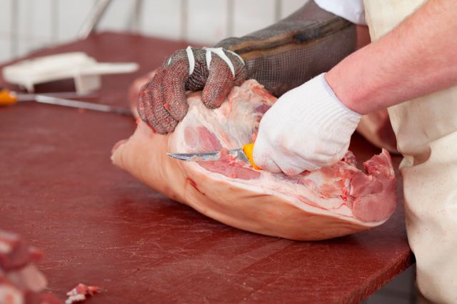 Carne de res supera los 200 pesos por kilo y bajará hasta 2026