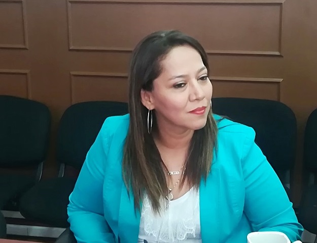 Niega Carolina Morales actos de discriminación contra Diana Coraza