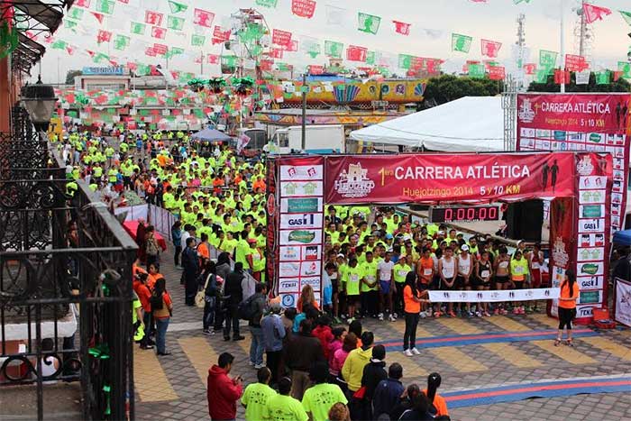Participan 900 competidores en Carrera Atlética de Huejotzingo