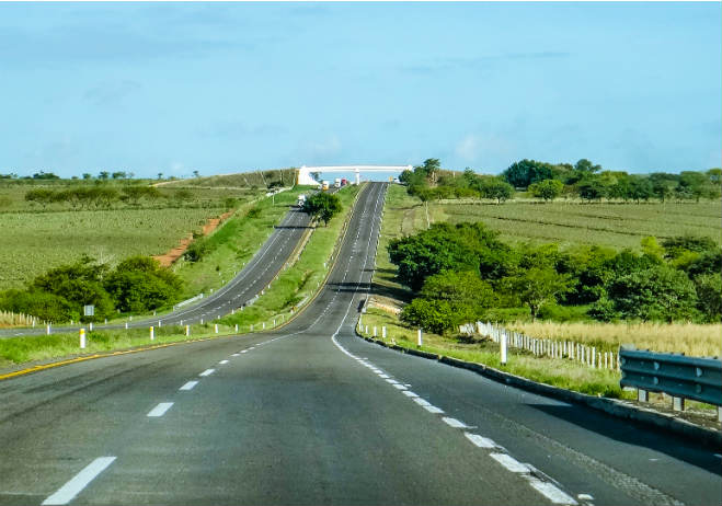 Siguen sin ampliar carretera a San Salvador El Verde