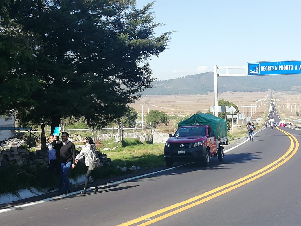 Van 5 horas del cierre de la carretera el Seco-Esperanza