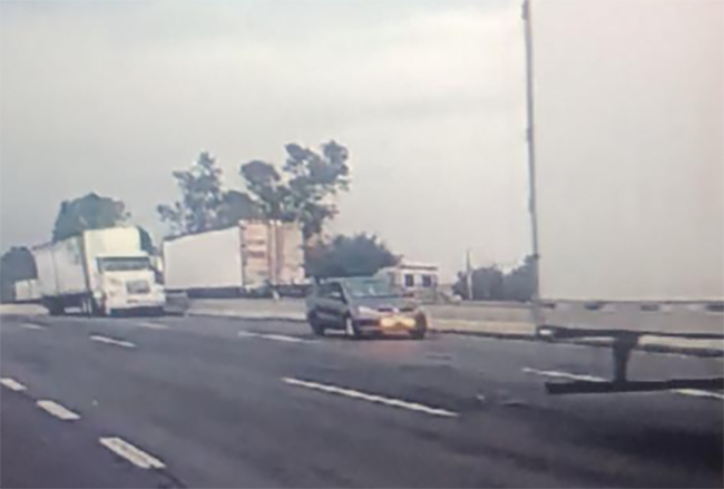 Liberan manifestantes la autopista Puebla-México