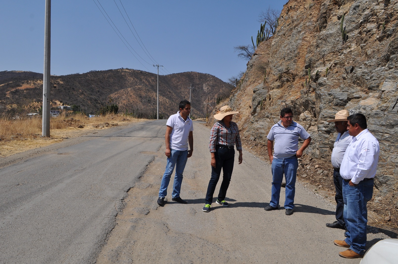 Inicia SCT mantenimiento de la carretera Acatlán–Ixcaquixtla