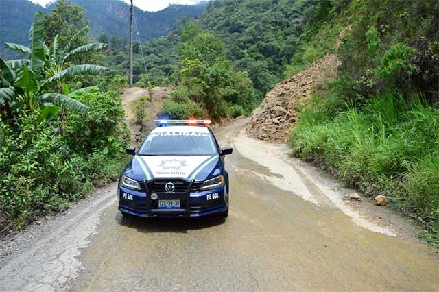 Reabren carretera que comunica a Zapotitlán con Zacatlán