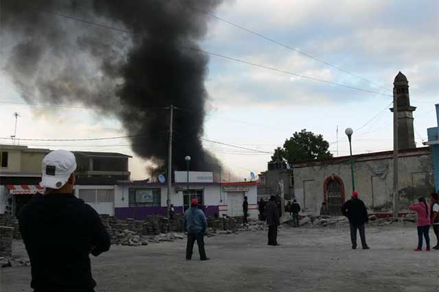 Estalla casa con combustible robado frente a presidencia de San Nicolás