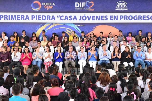 Inicia construcción de Casa Jóvenes en Progreso en Tlatlauquitepec