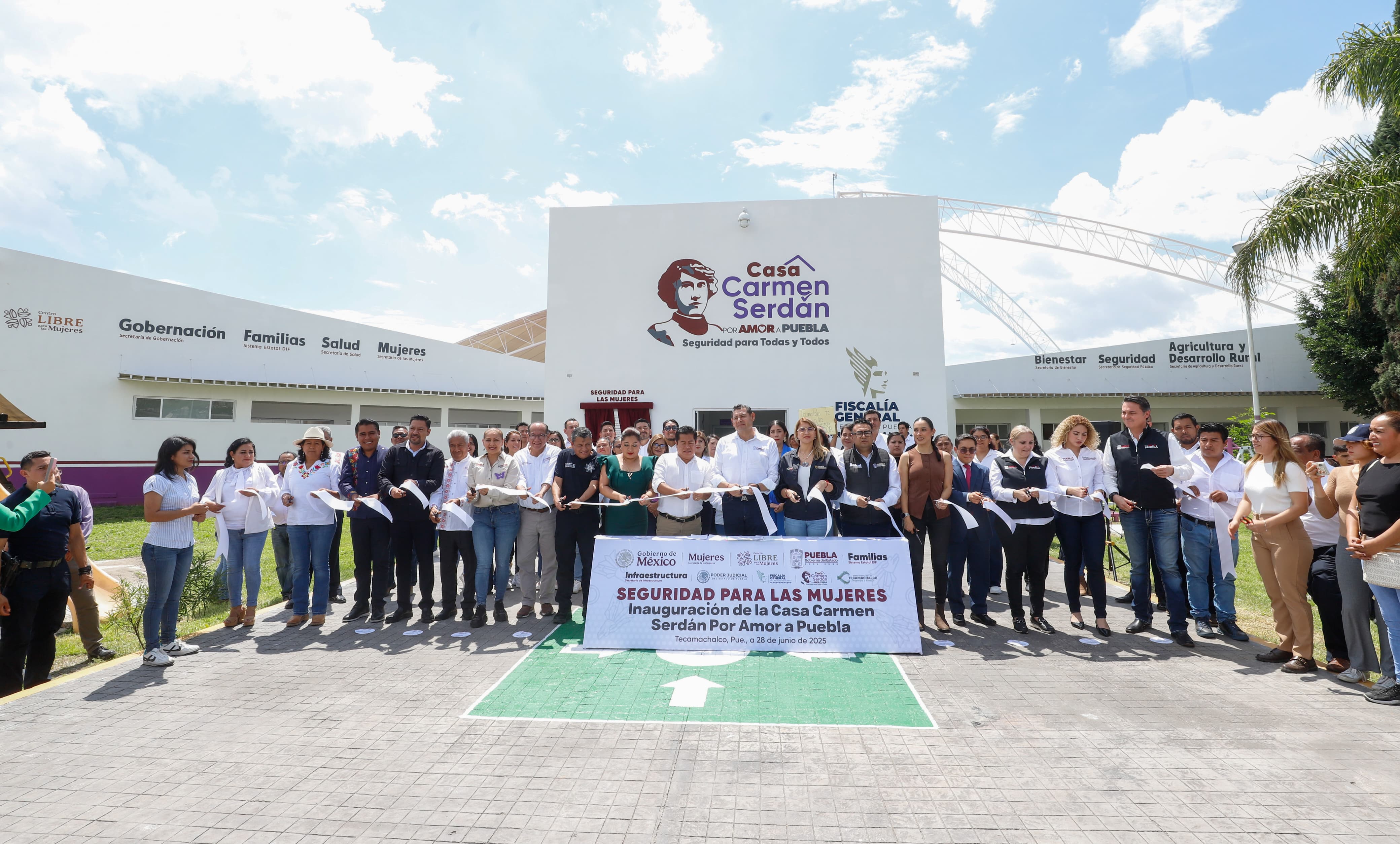 Armenta inaugura Casa Carmen Serdán número 18 en Tecamachalco