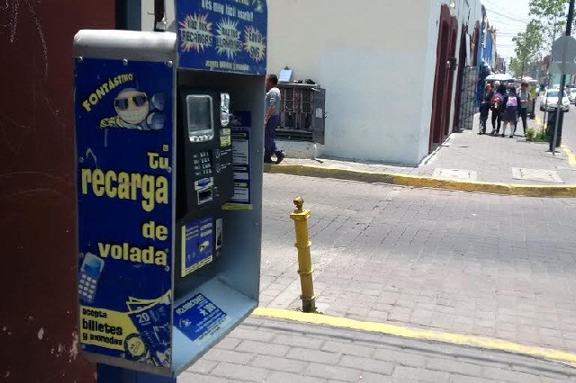 Clausuran 50 casetas telefónicas en San Pedro por no pagar impuestos