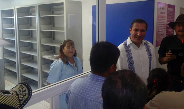 Inauguran hospital en Venustiano Carranza pero no tiene carriles de acceso