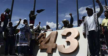 Cae otro ex militar por desaparición de 43 estudiantes de Ayotzinapa