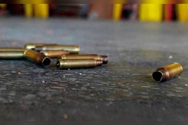 Sujetos realizan disparos con armas de alto calibre en calles de Texmelucan