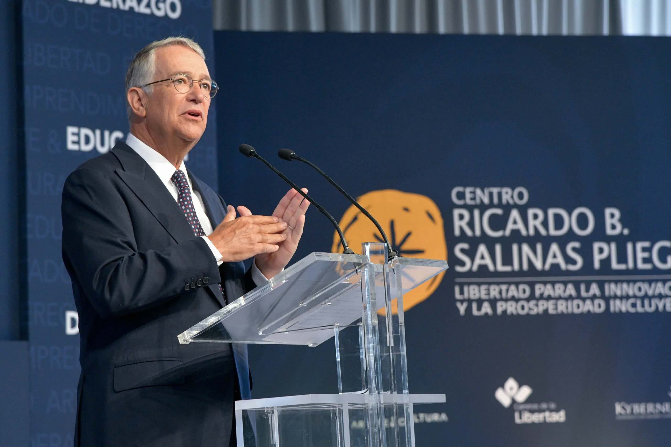 Castigan a Salinas Pliego por infringir la ley del mercado de valores