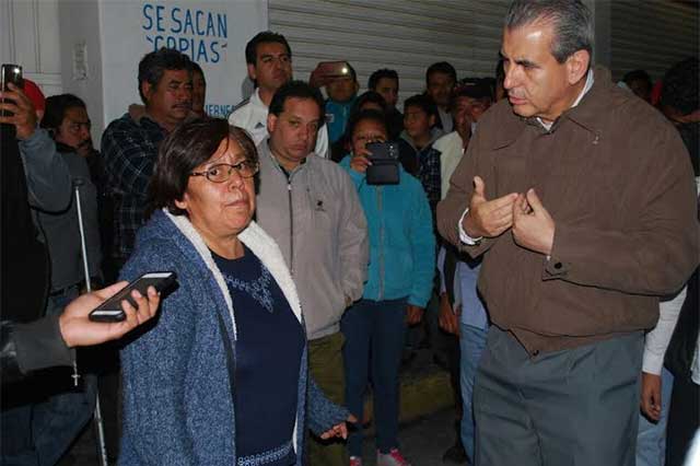 Policías intentan catear bodega en Serdán tras denuncia anónima