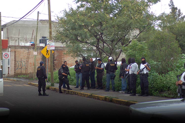 Catean Ejército y Ministeriales viviendas en Tehuacán