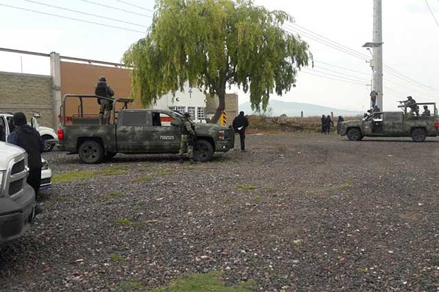 Autoridades catean rancho de El Toñin, presunto líder huachicolero