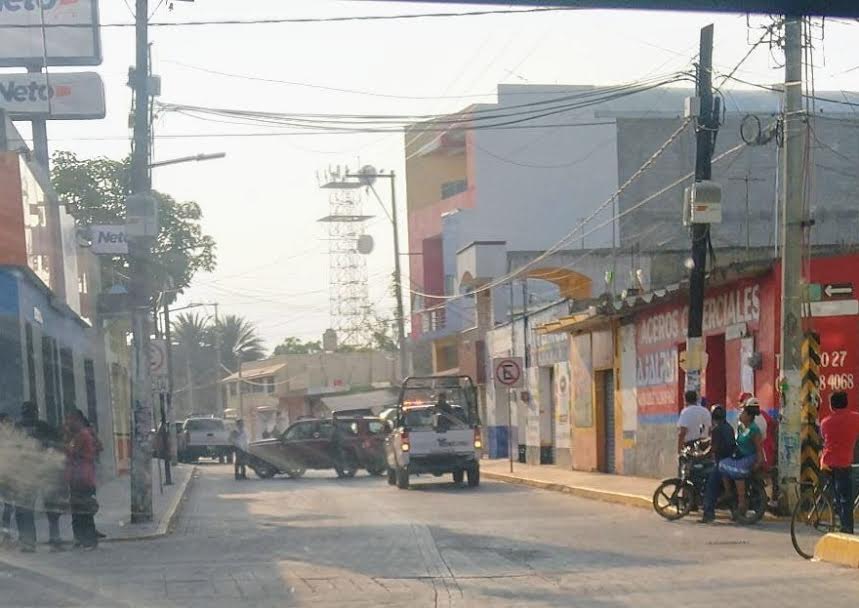 Catean inmuebles del alcalde de Ajalpan con licencia en 3 municipios