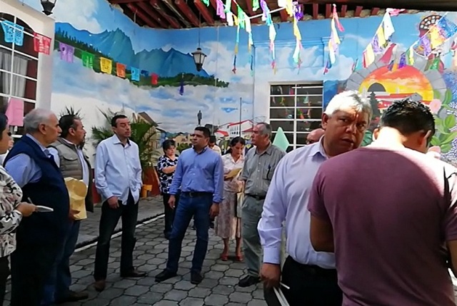 Desalojan católicos Casa de la Cultura de Huauchinango