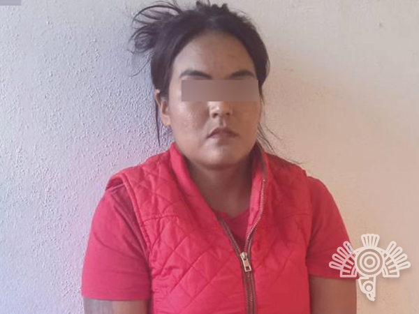 Cae Mónica al querer ingresar marihuana al penal de Tepexi