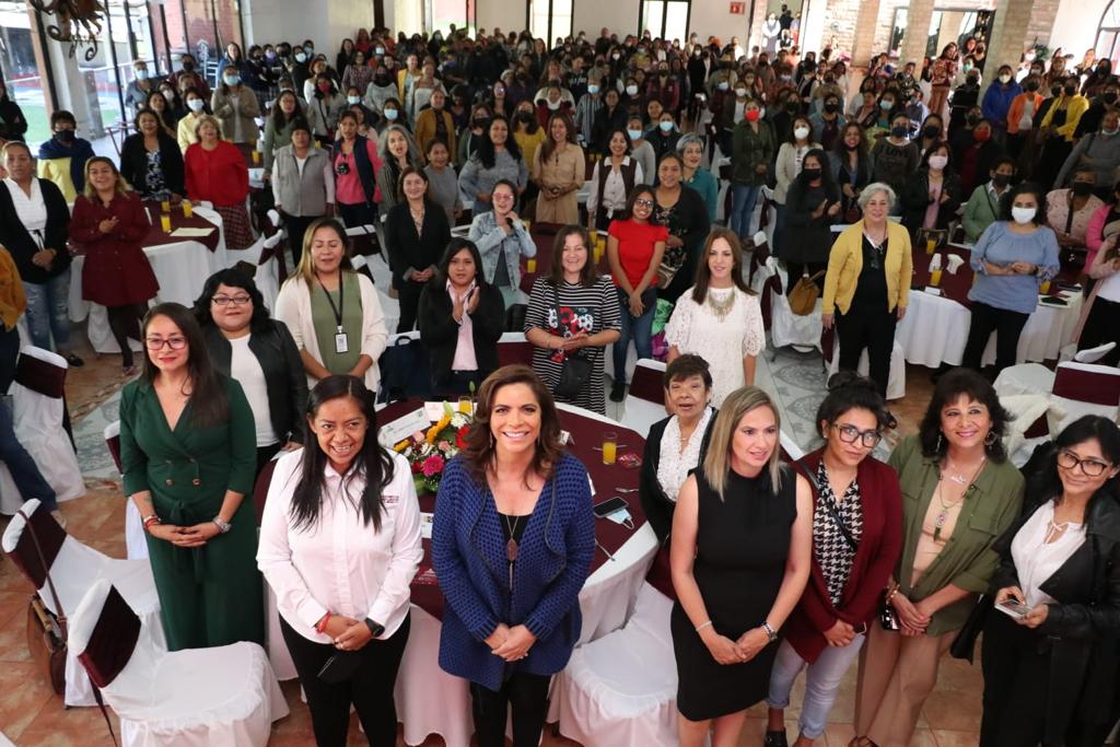 En Puebla, 1.3 millones de mujeres desarrollan actividades productivas: Economía