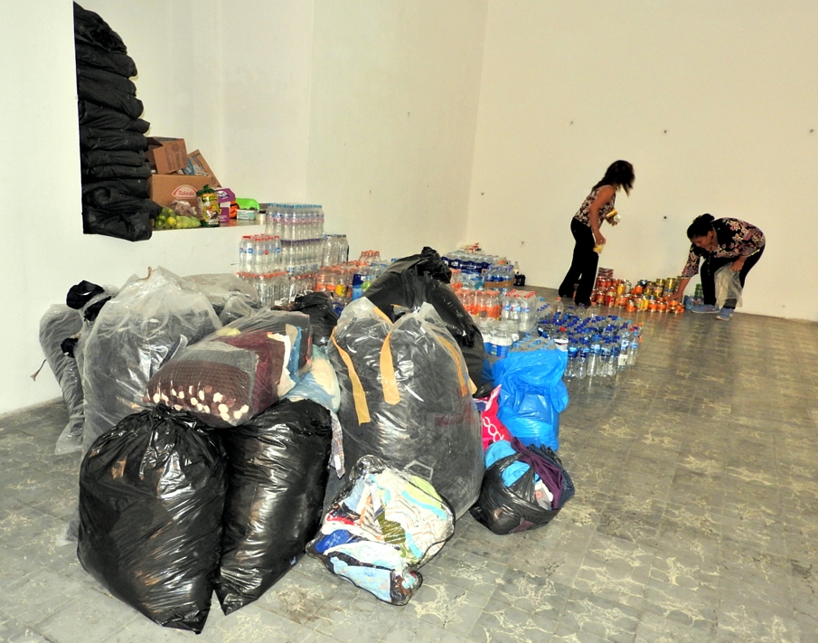 Convierten zócalo de San Pedro en gran centro de acopio