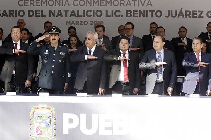 Pacheco Pulido encabeza aniversario del natalicio de Juárez