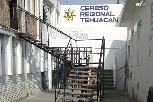Mantienen control dentro del penal de Tehuacán