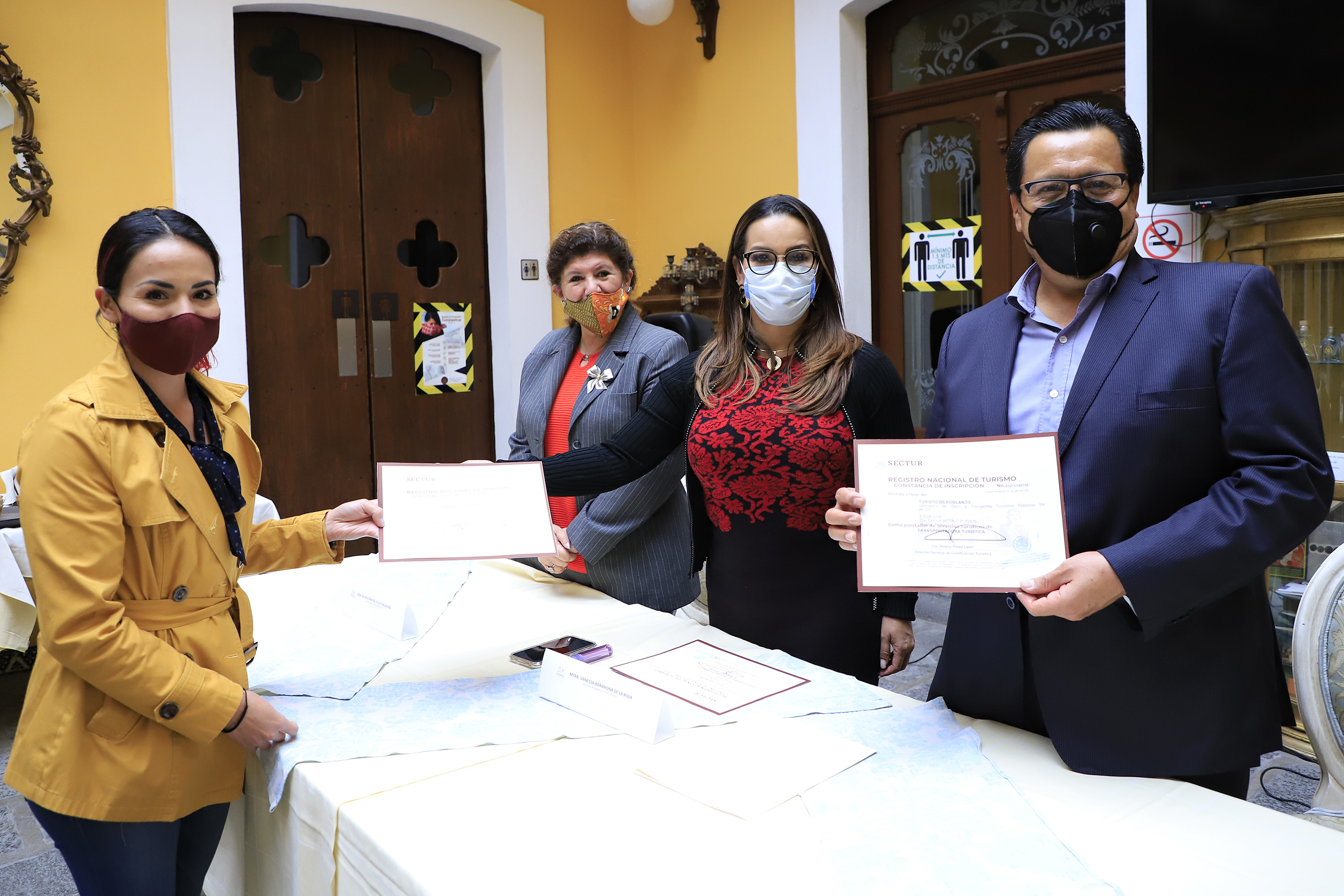 Entrega Turismo certificados de Punto Limpio a hoteles de Puebla