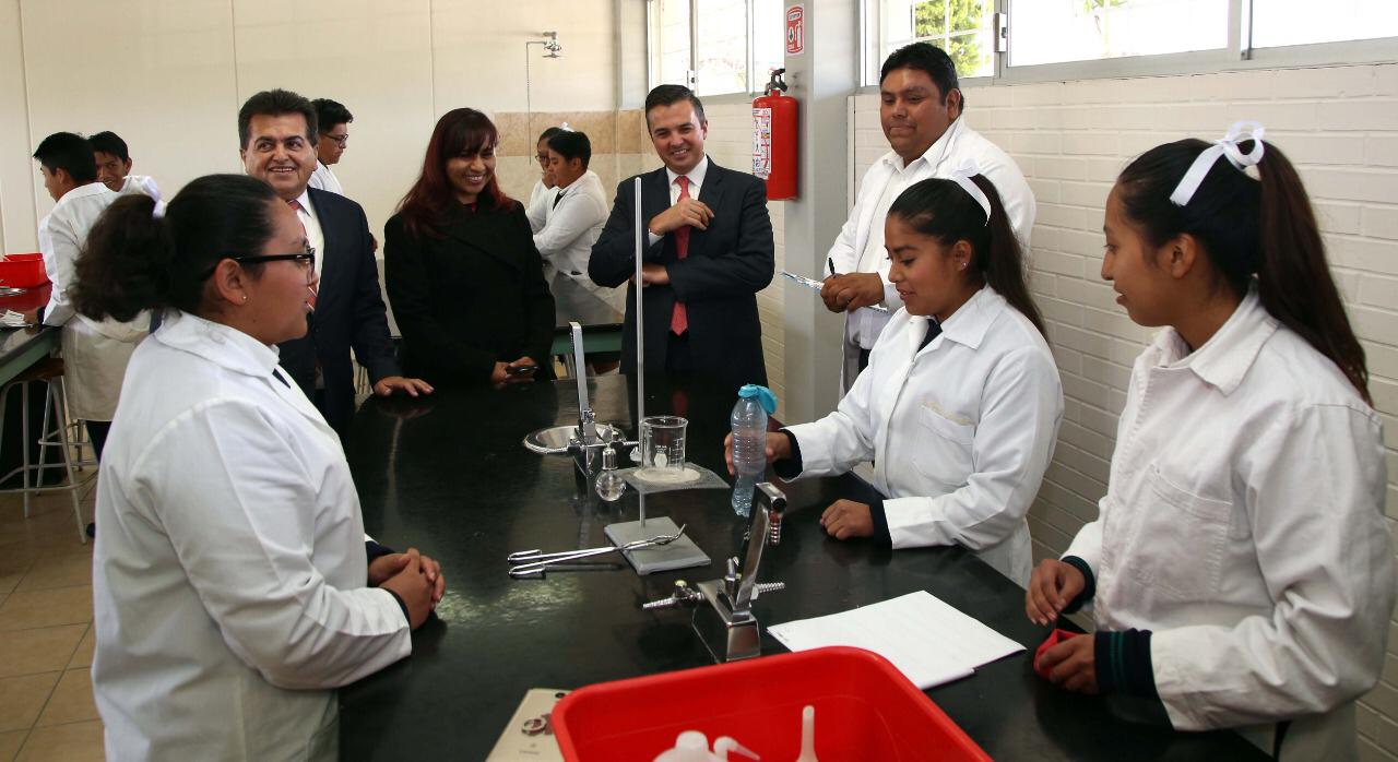 CECyTE Cholula único en el país con certificación internacional