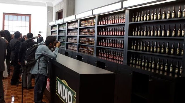 Adiós a las cervecerías mexicanas tradicionales: FEMSA venderá sus acciones de la Cuauhtémoc Moctezuma