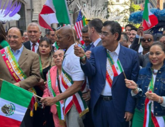 Céspedes participa en desfile de la Independencia en Nueva York 