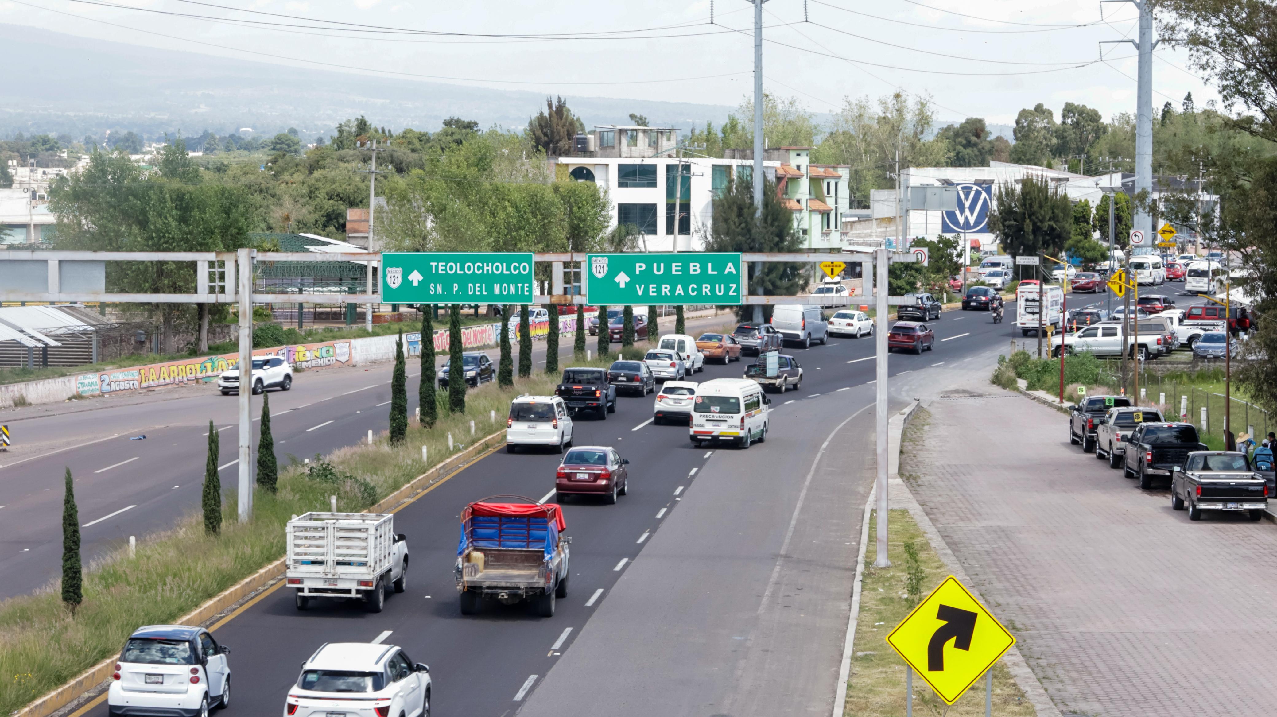 Caos vial por construcción del Distribuidor Vial en Santa Ana